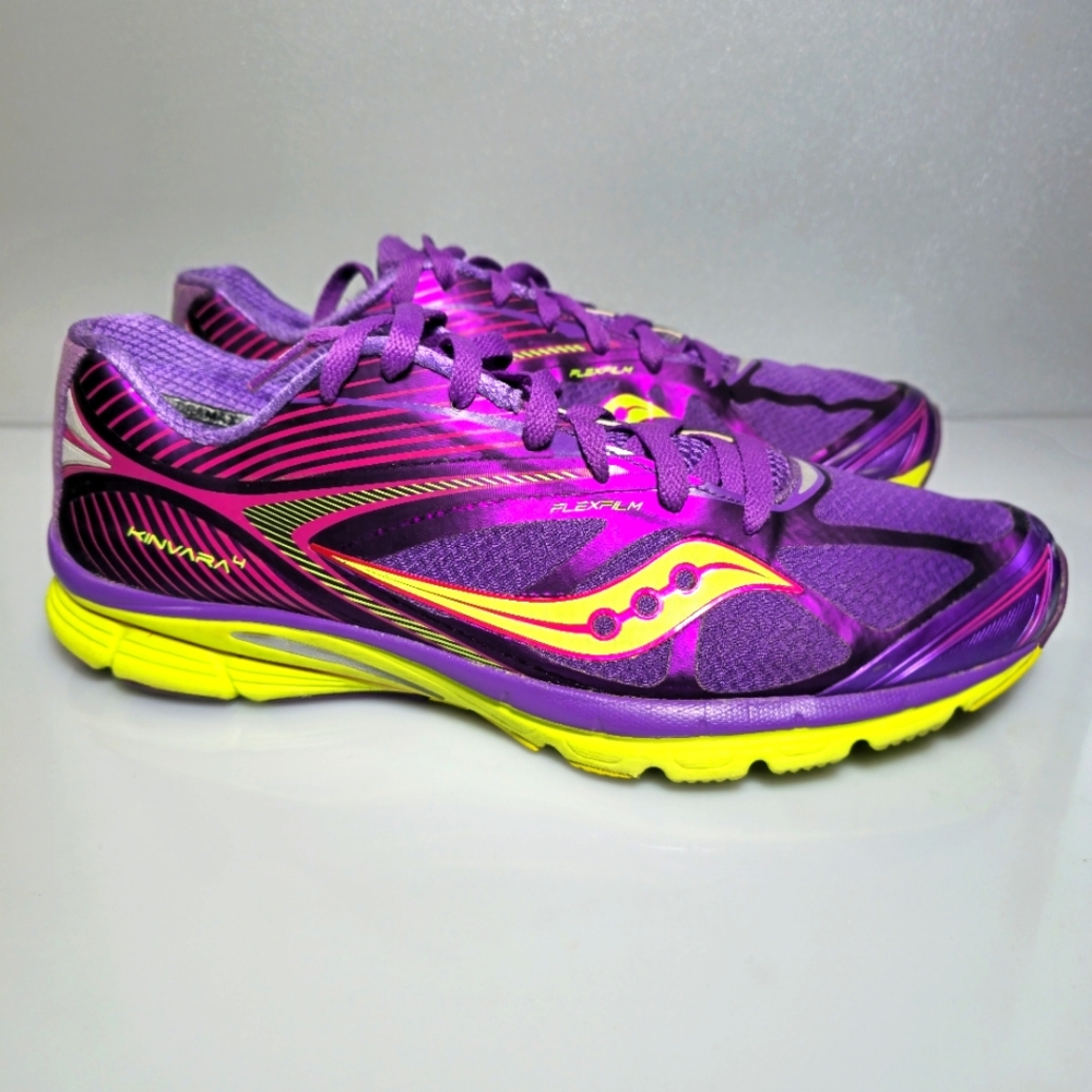 Saucony Kinvara 4 Running Shoes Athletic Sneakers  Womens Size 12